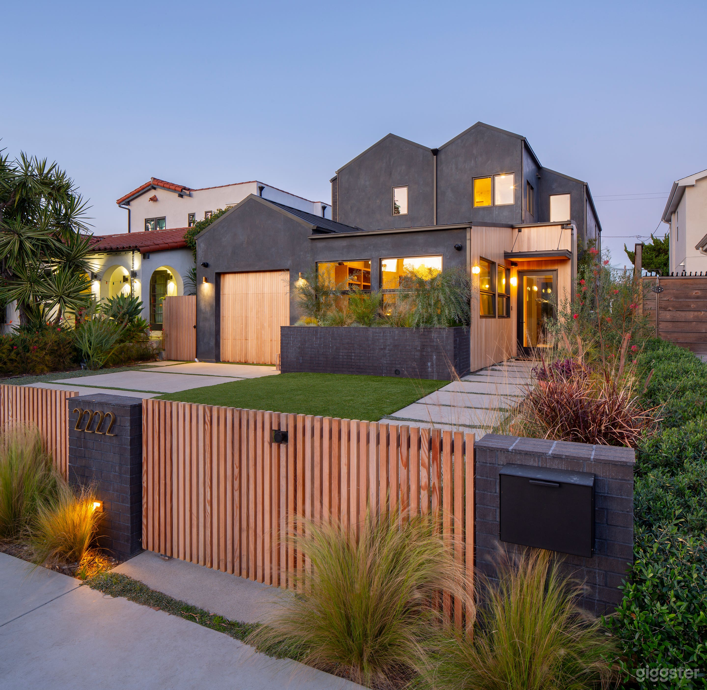 Westside Wabi Sabi | Designer Home with Natural Light Photo 2