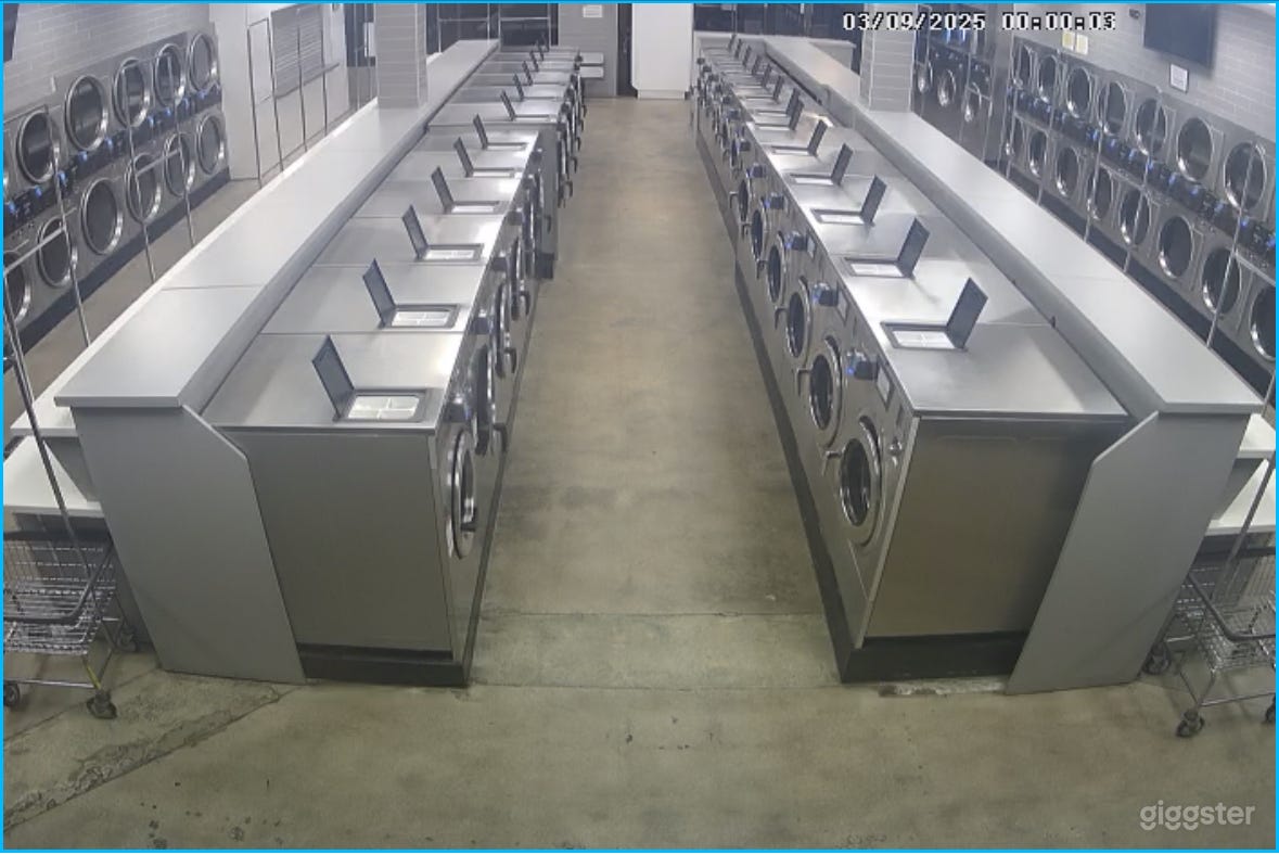 Burbank Laundromat Photo 2