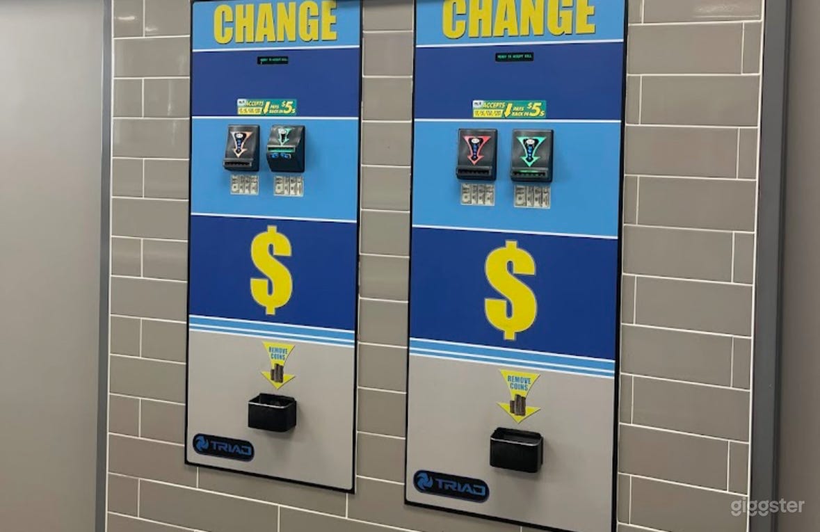 Burbank Laundromat Photo 3