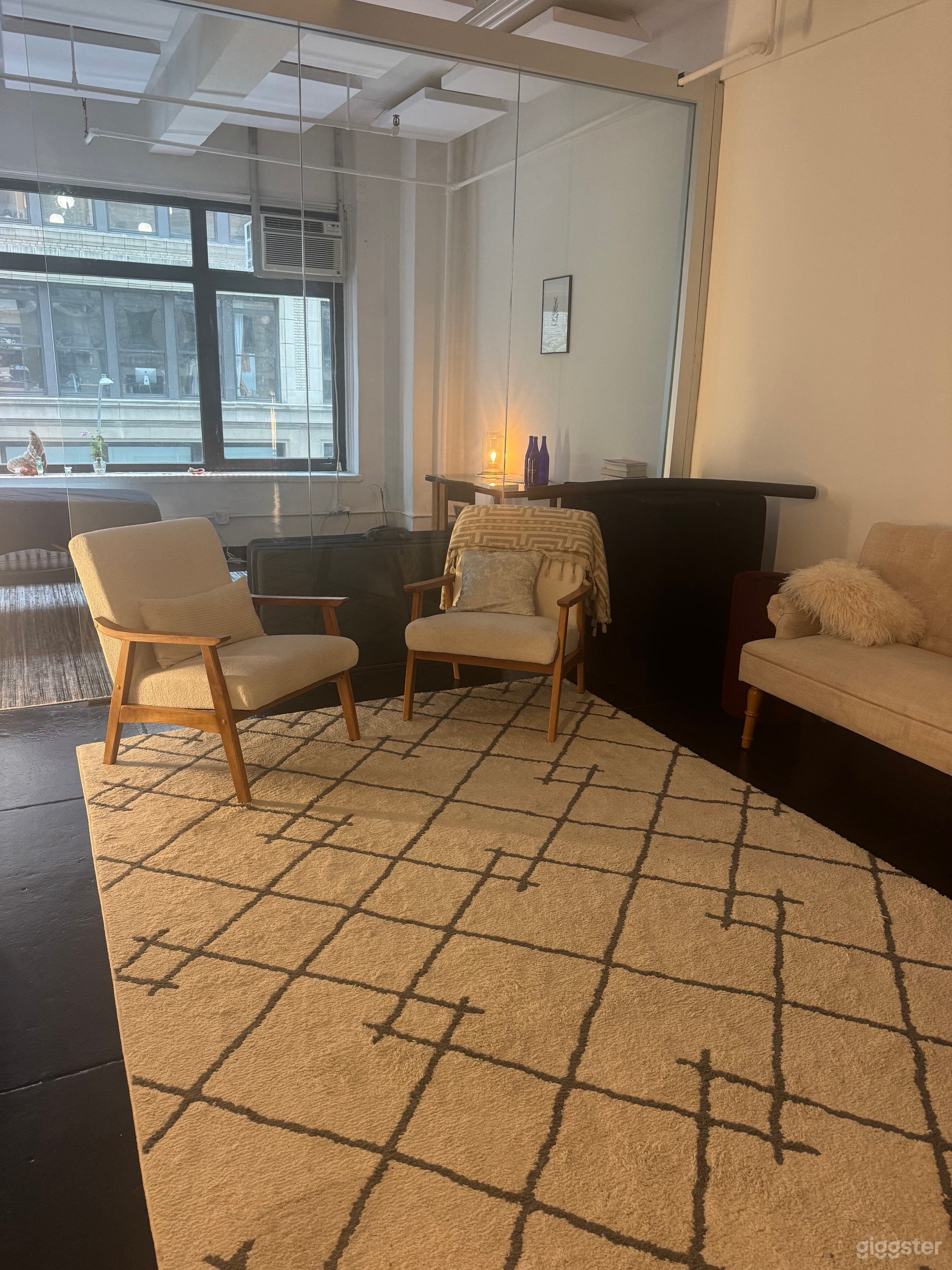 Therapeutic Office Space For Rent (Daily or Hourly) Photo 1