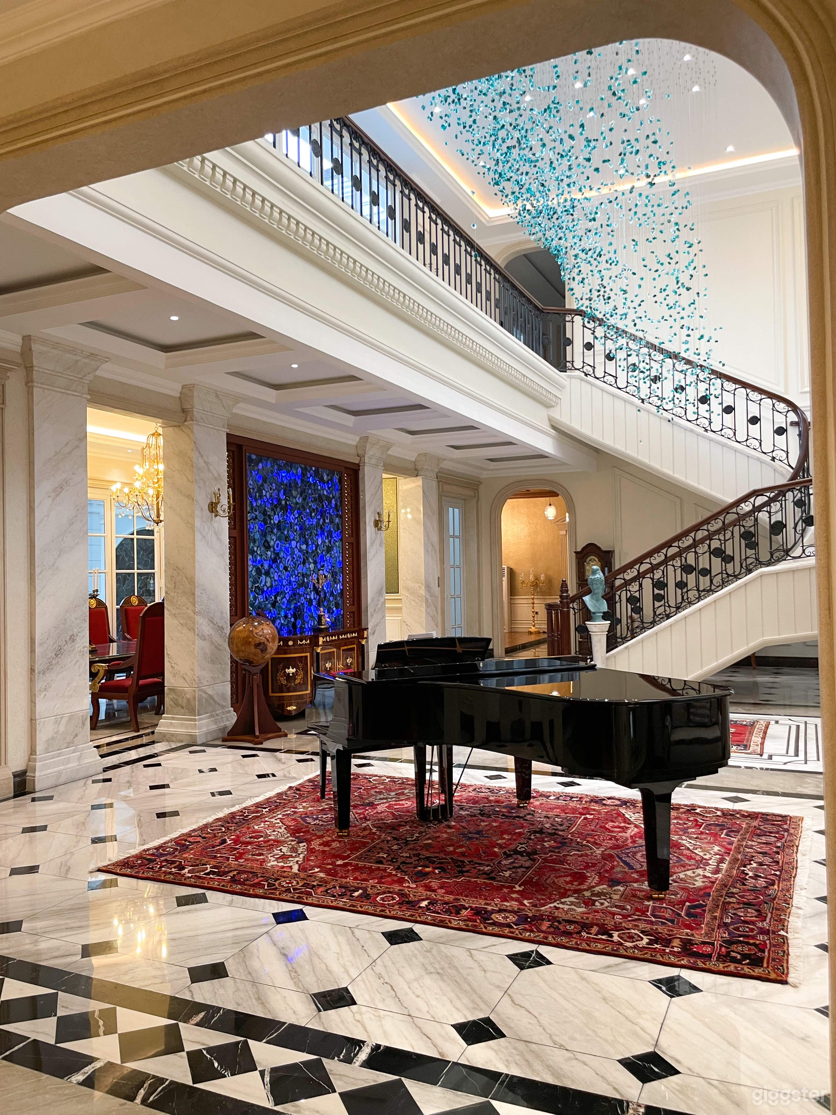 1200 sqm Neoclassical House Photoshoots &amp; Filming Photo 4