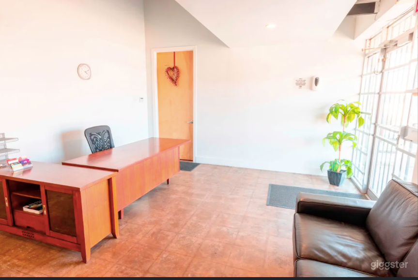 Artistic Office Space or Studio  Photo 1