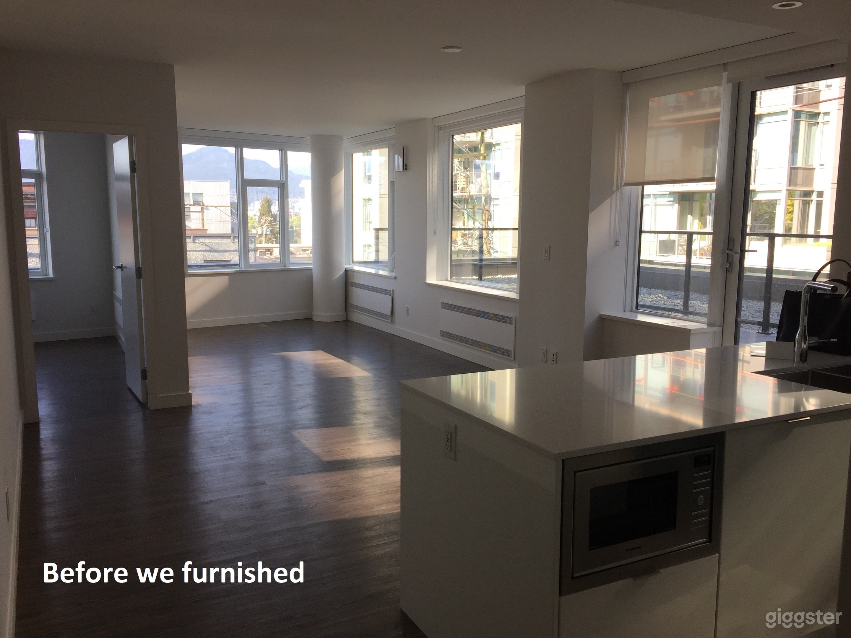 Here is the unit with no furniture for reference.  Loads of light.