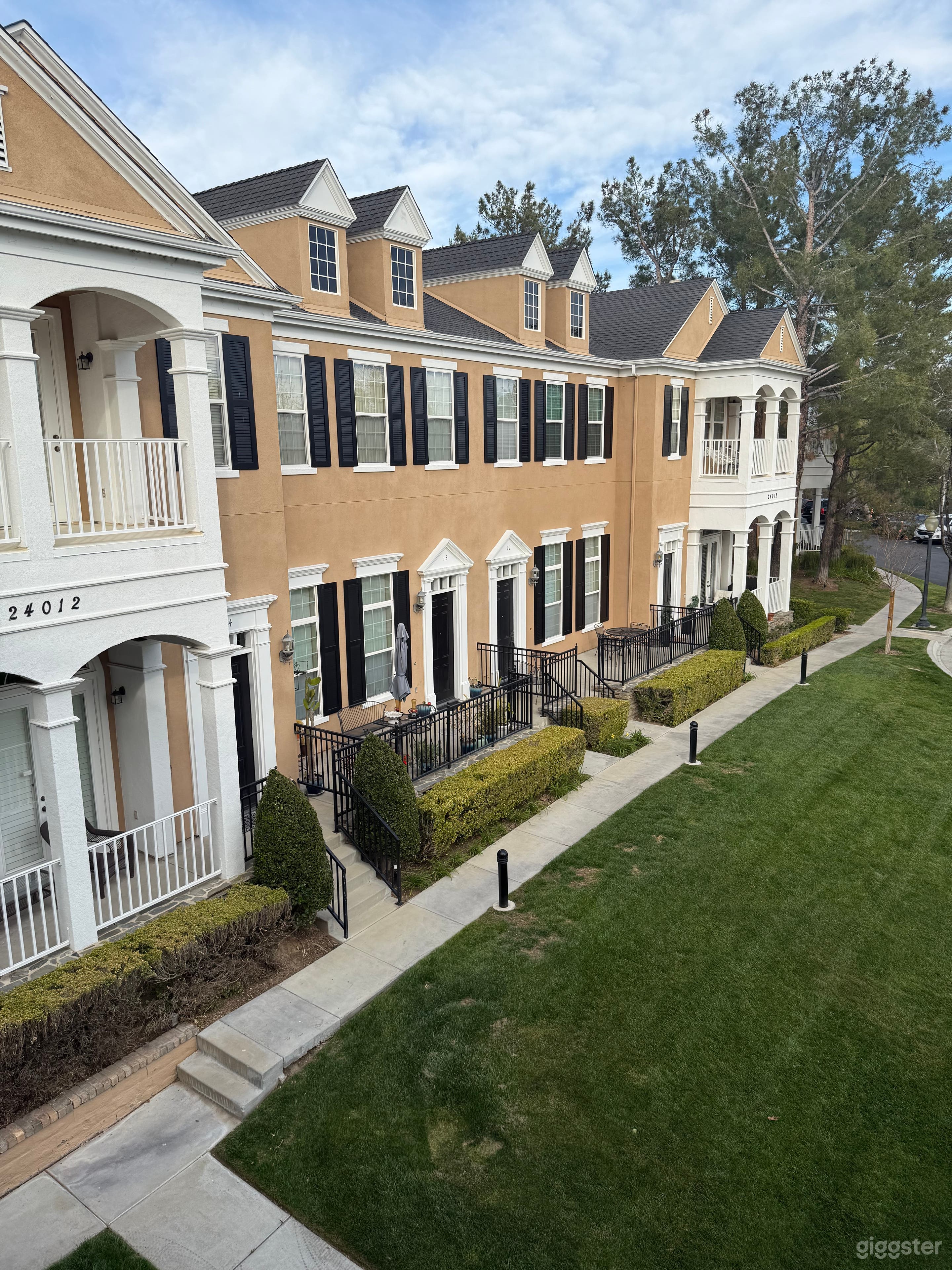 front yard view balcony