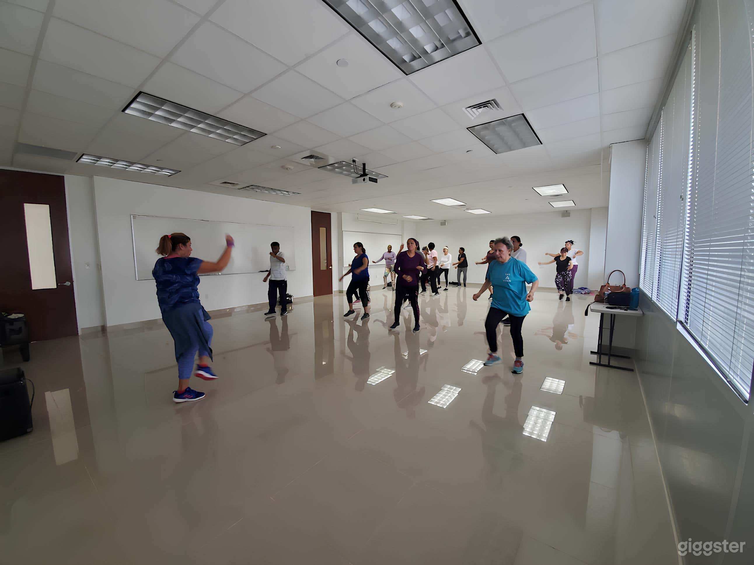 Hall 122 - Function Room Photo 1