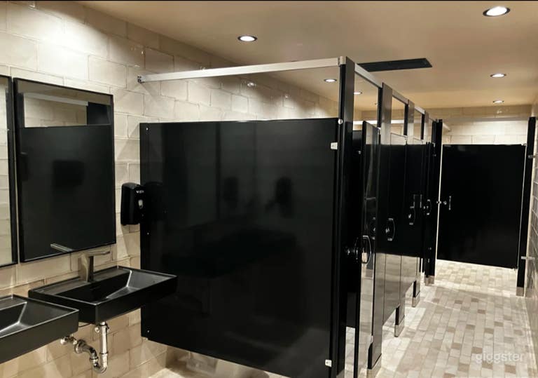  Classy, Newly Built Theater And Event Space With A Lobby 