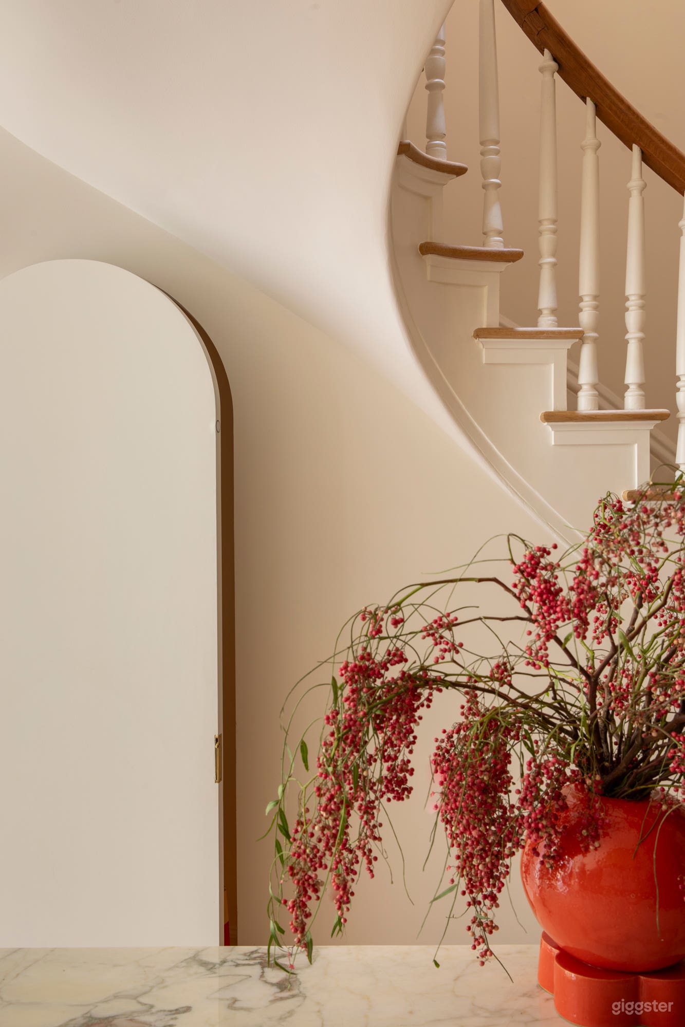 Fully Renovated, Elegant, Landmarked Townhouse Photo 4