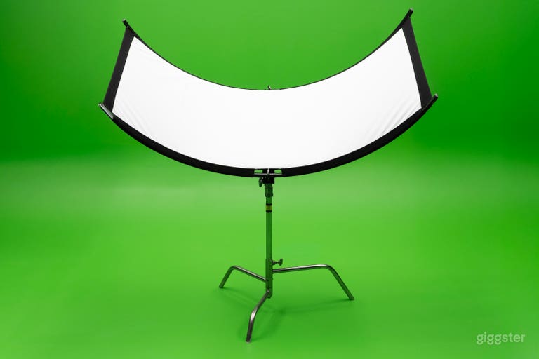  Dallas Content Studio / Green Cyc Wall / Photo / Podcast 