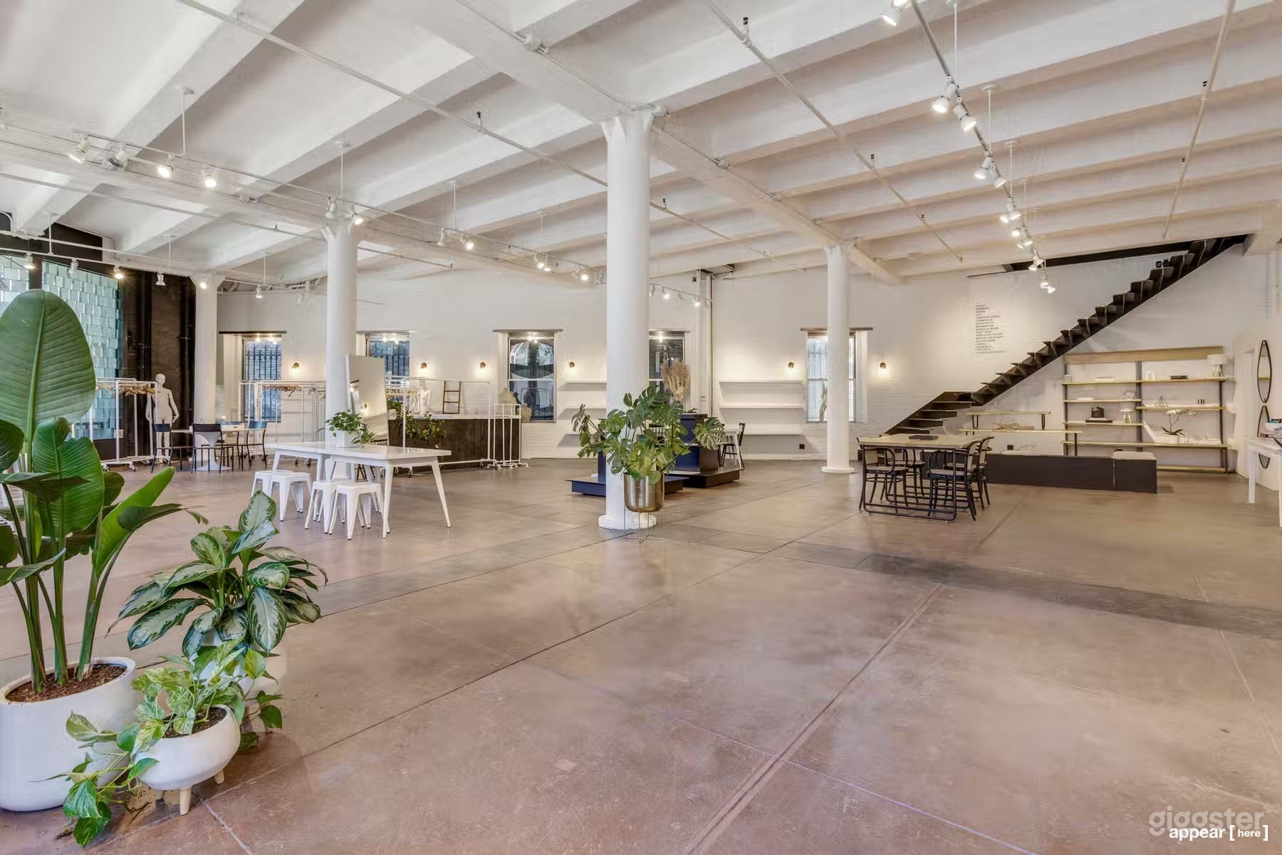 Franklin Showroom Photo 4