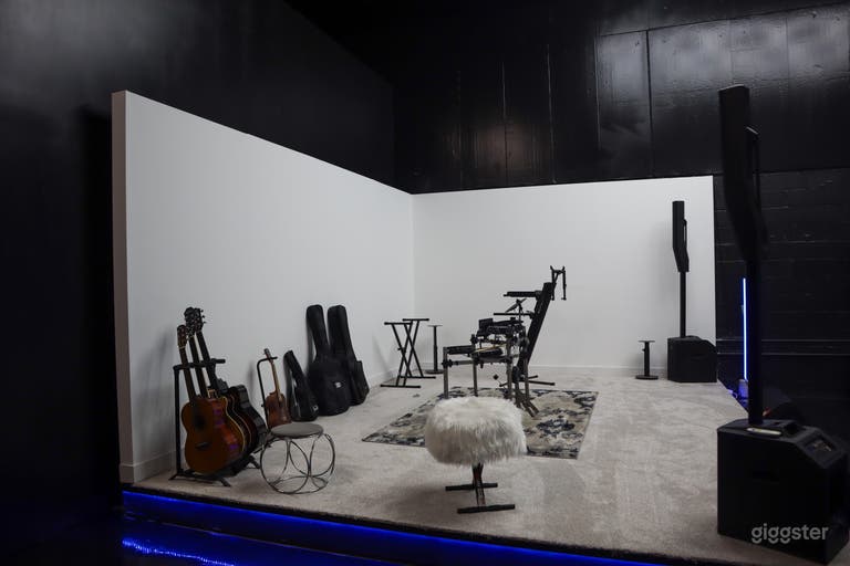  Rehearsal Studio 
