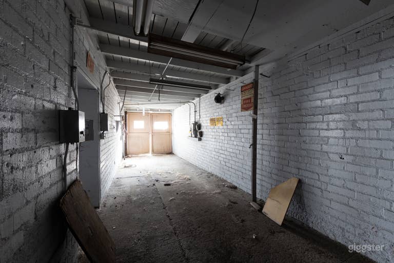  Scare Factory Burbank 6,500 sqf 