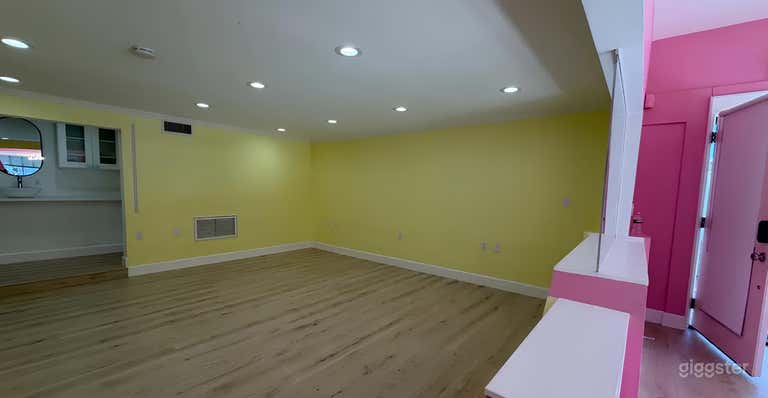  The Yellow Room for Content Creation 