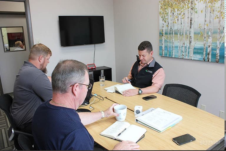  Jam Session Conference Room 