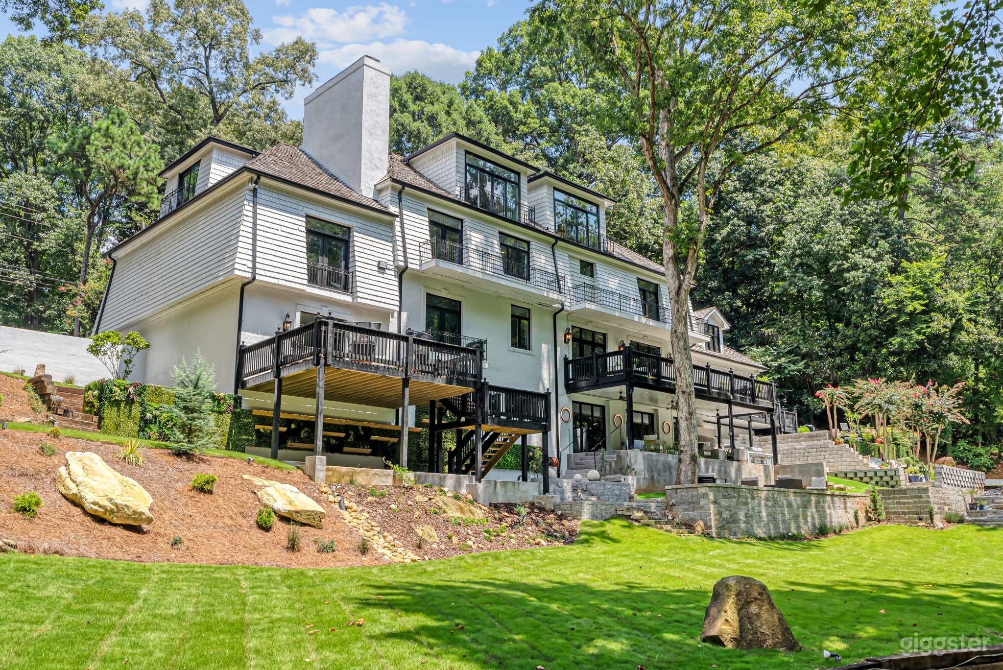 Luxury Mansion in Buckhead Photo 3