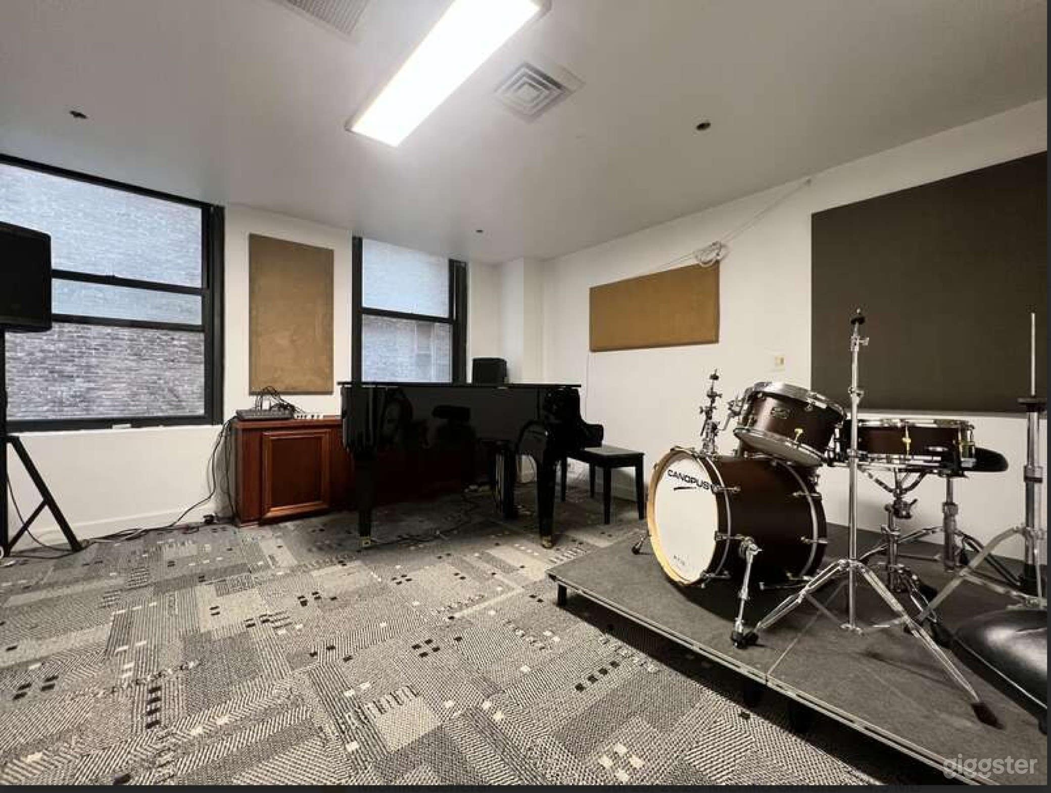 Your Musical Oasis On The 8th Floor Photo 1