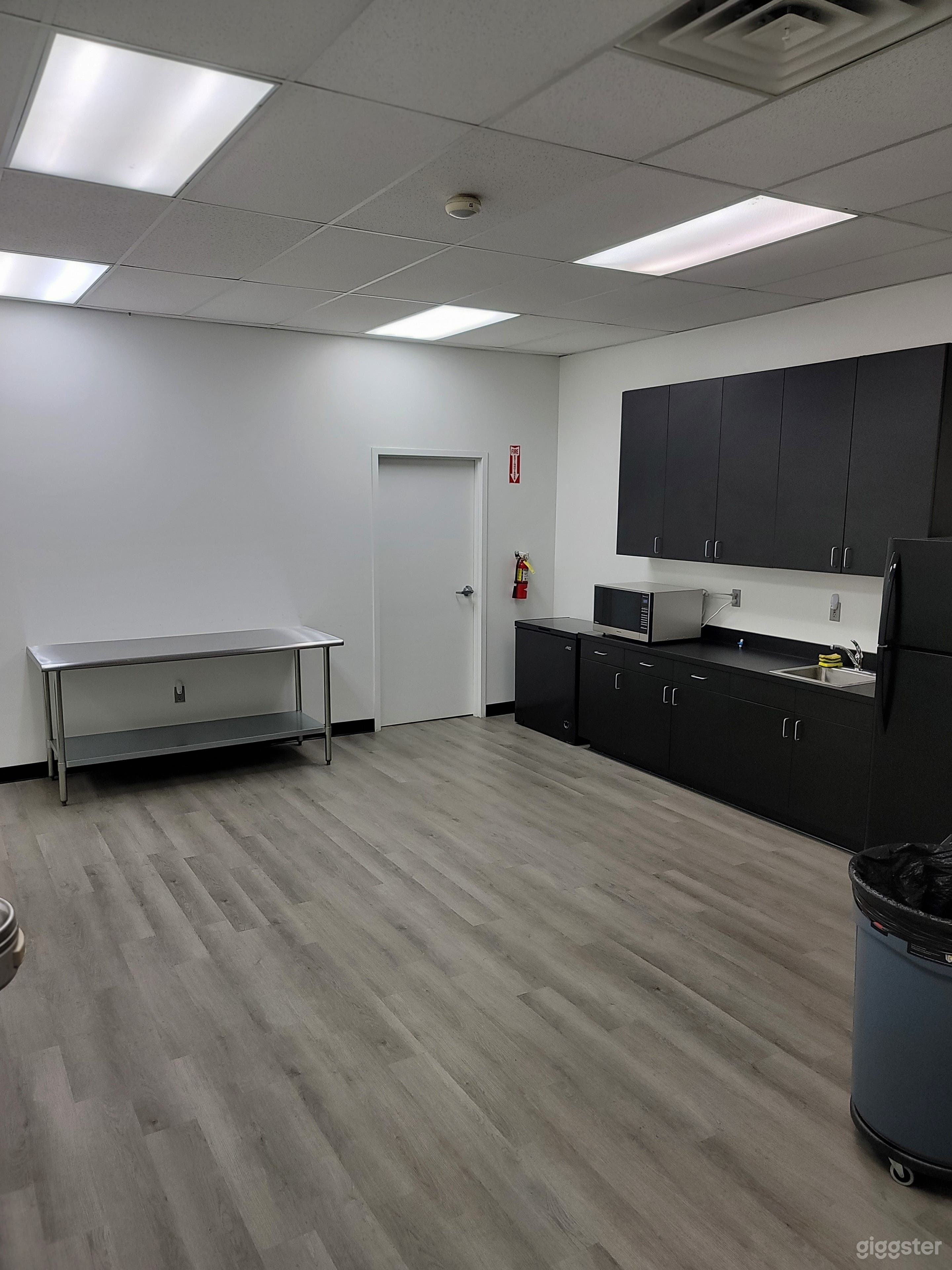 Kitchen with prep station