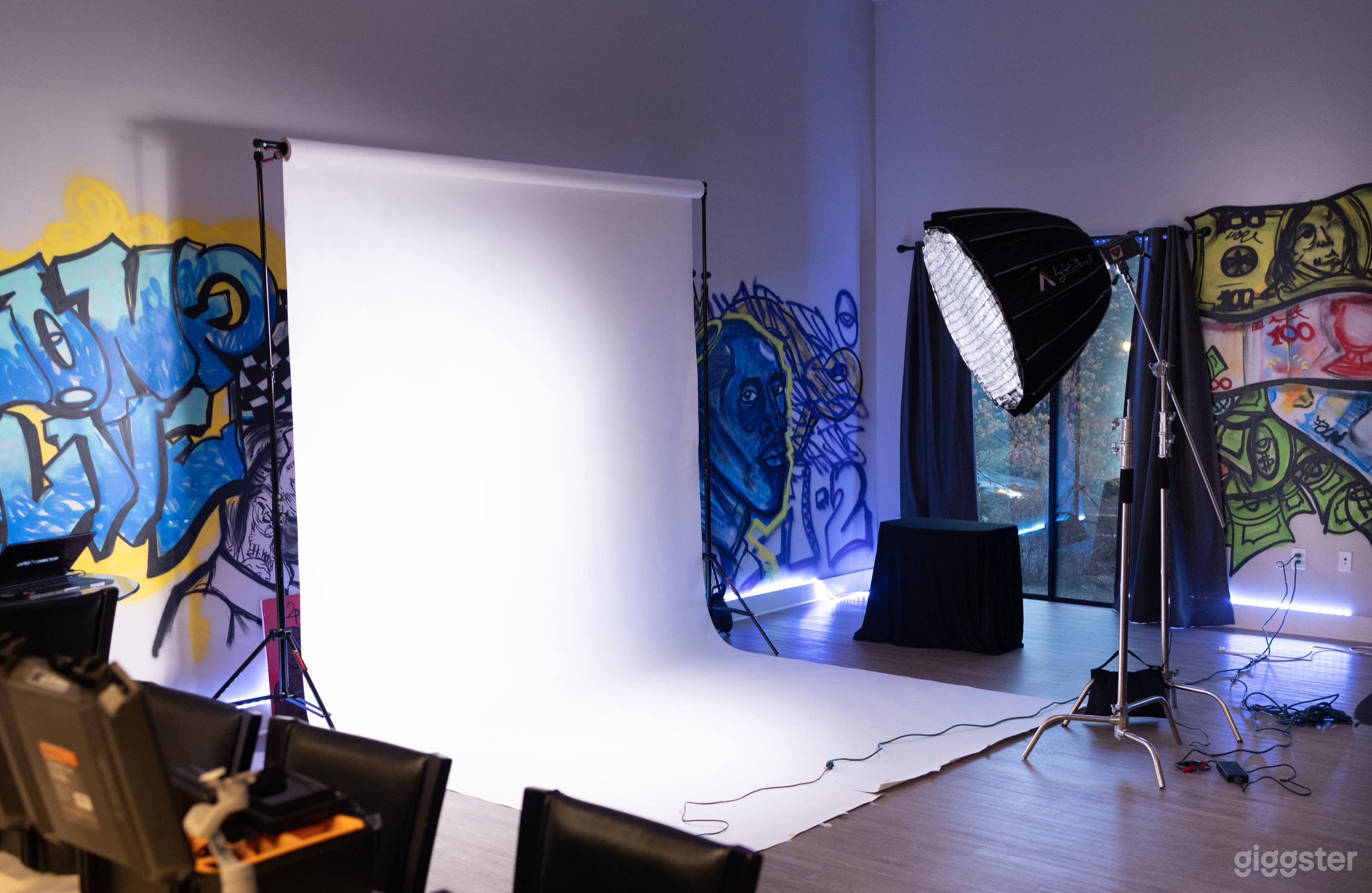 Creative Content Studio Photo 1