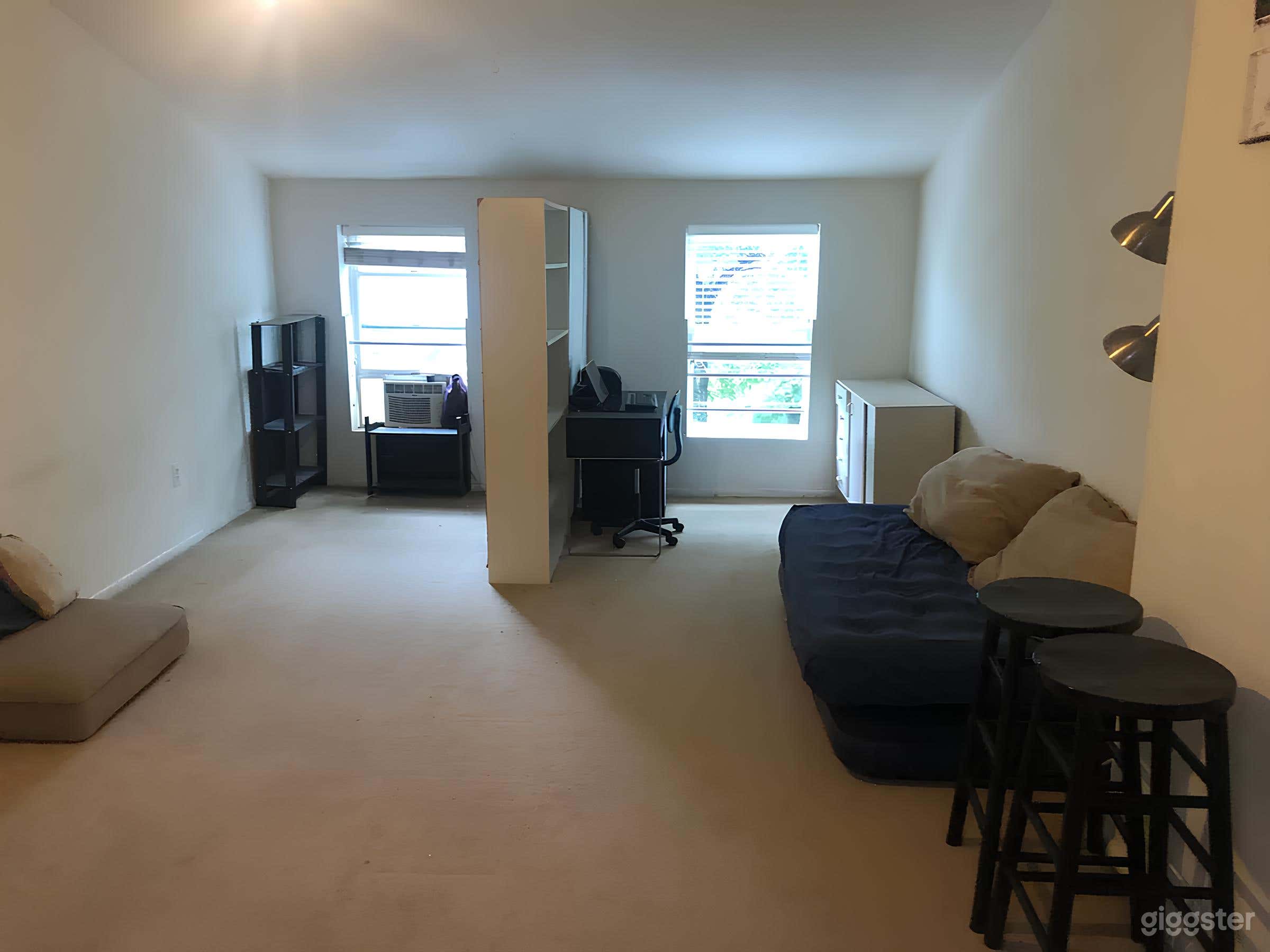 Upper Level Apartment  Photo 4
