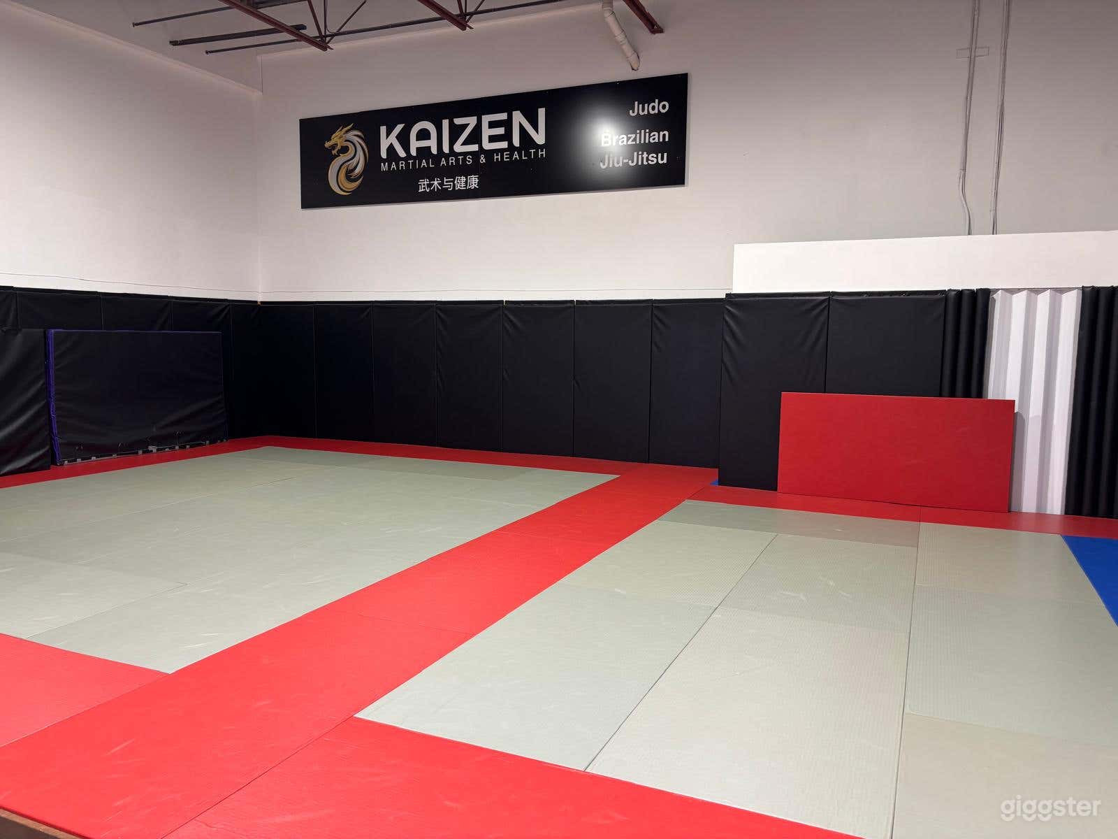Fitness Studio / Dojo  Photo 1