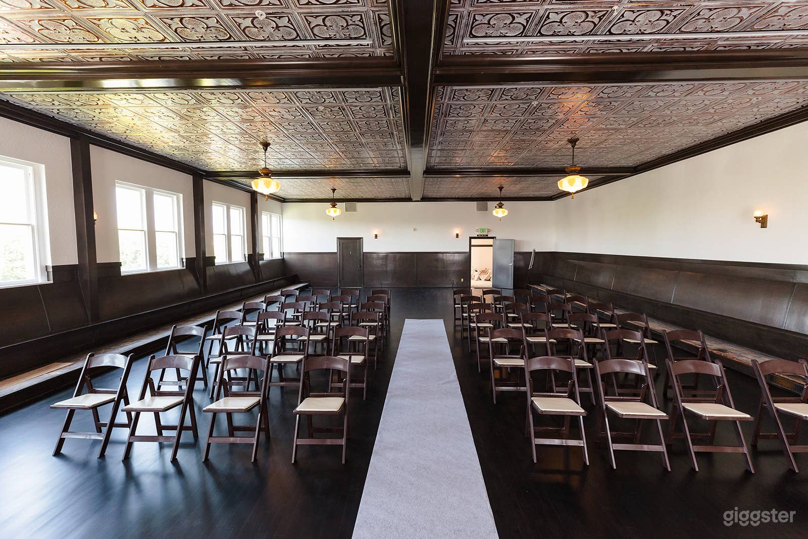 Petite Ballroom Photo 2