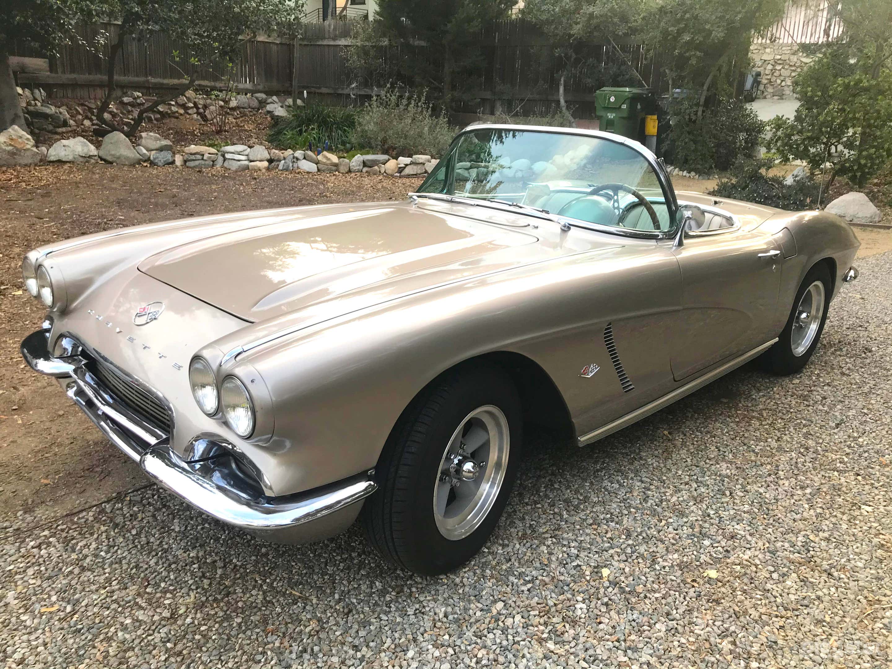 #74,000 Classic 1962 Corvette Convertible  Photo 1