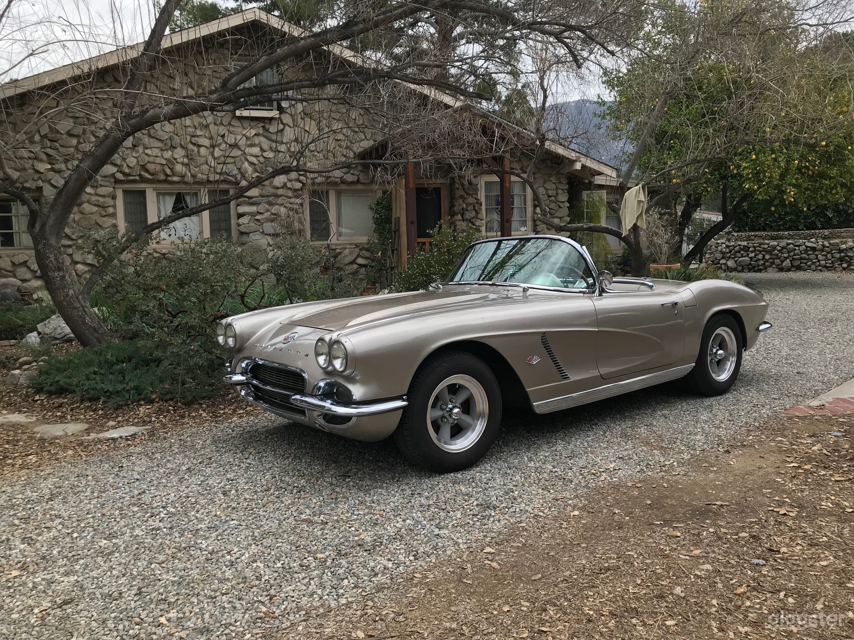 #74,000 Classic 1962 Corvette Convertible  Photo 4
