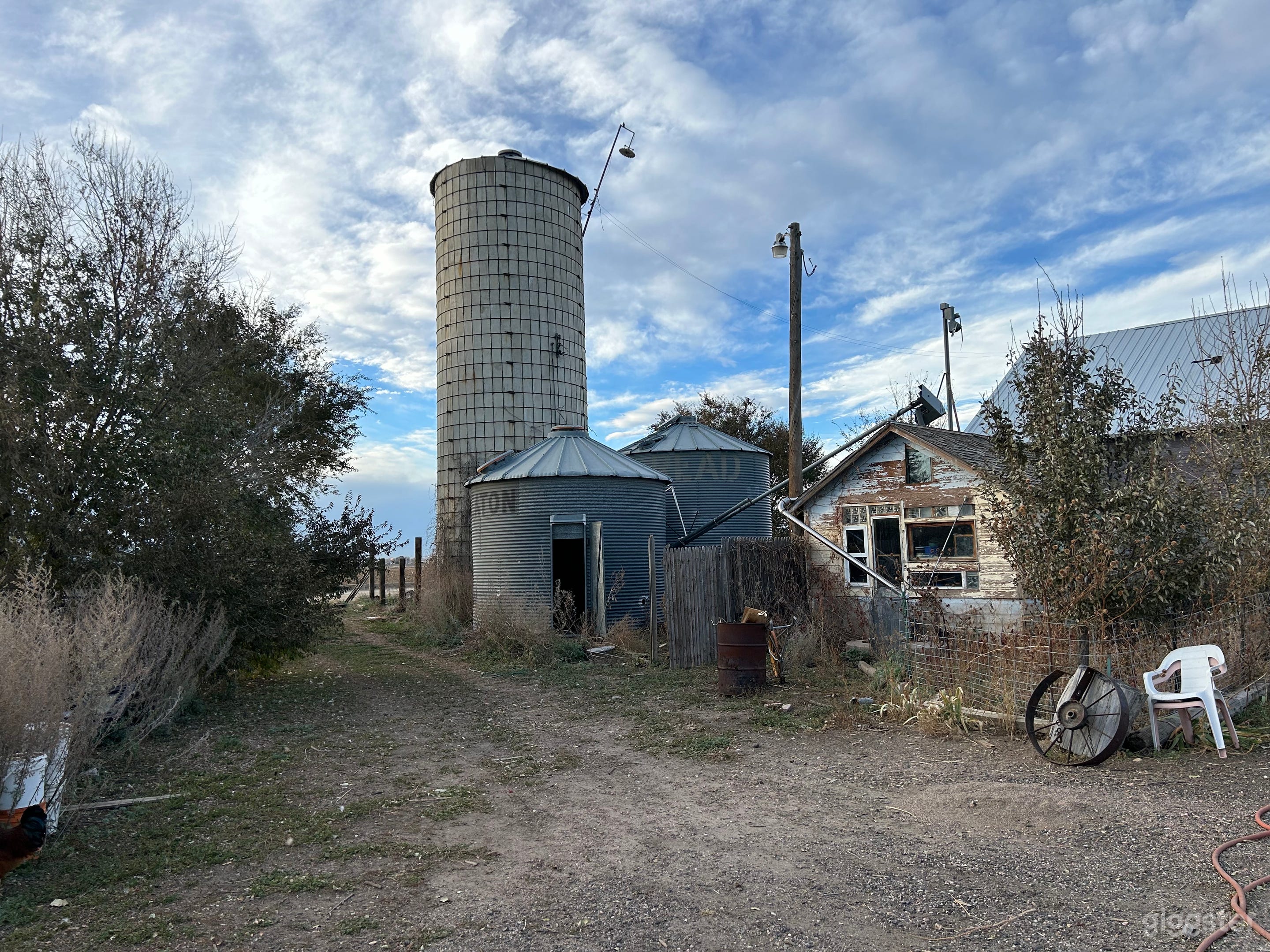 Old farm once a ranch Photo 1