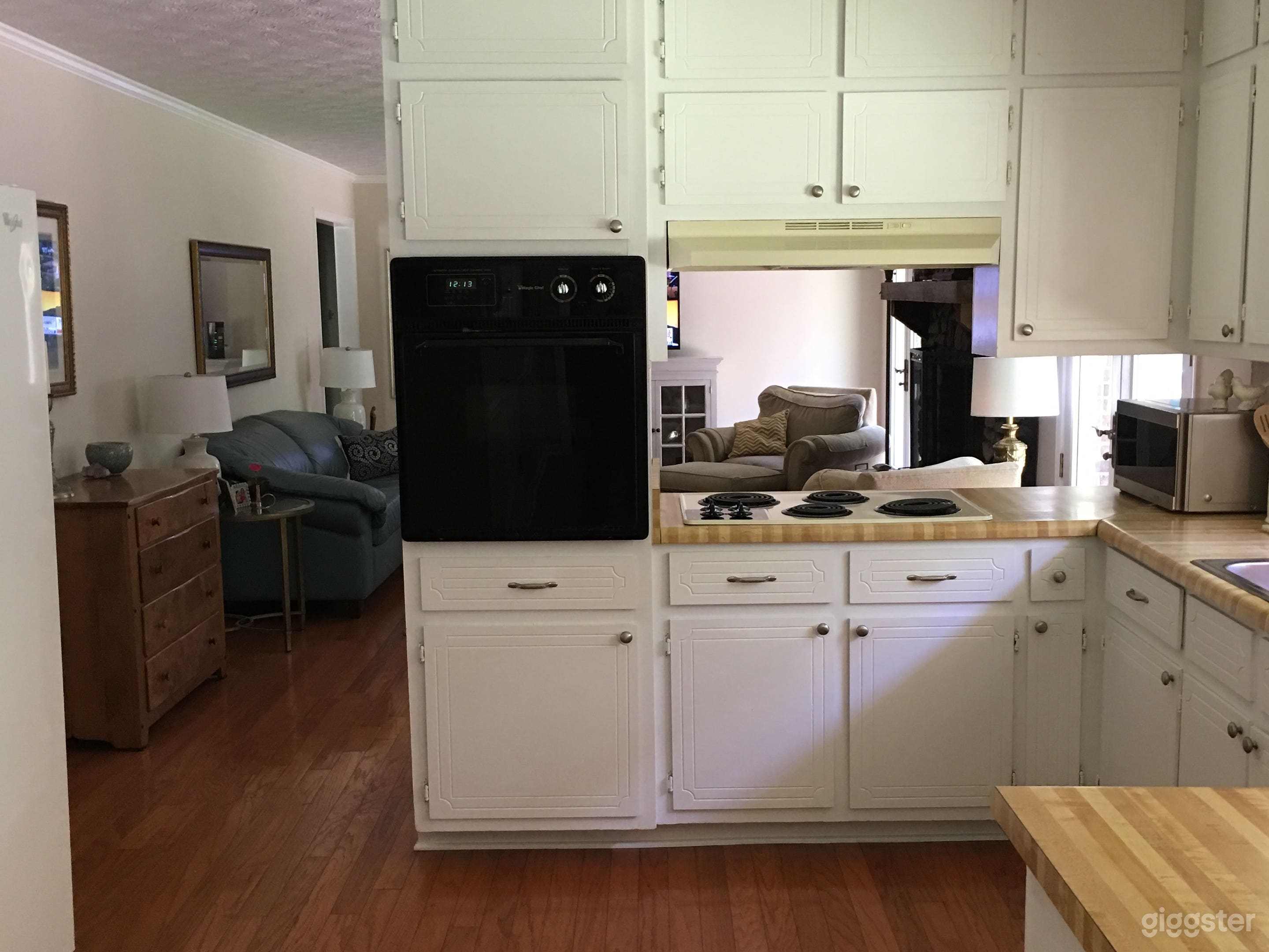 Ranch on 2 1/2 Acres Photo 4