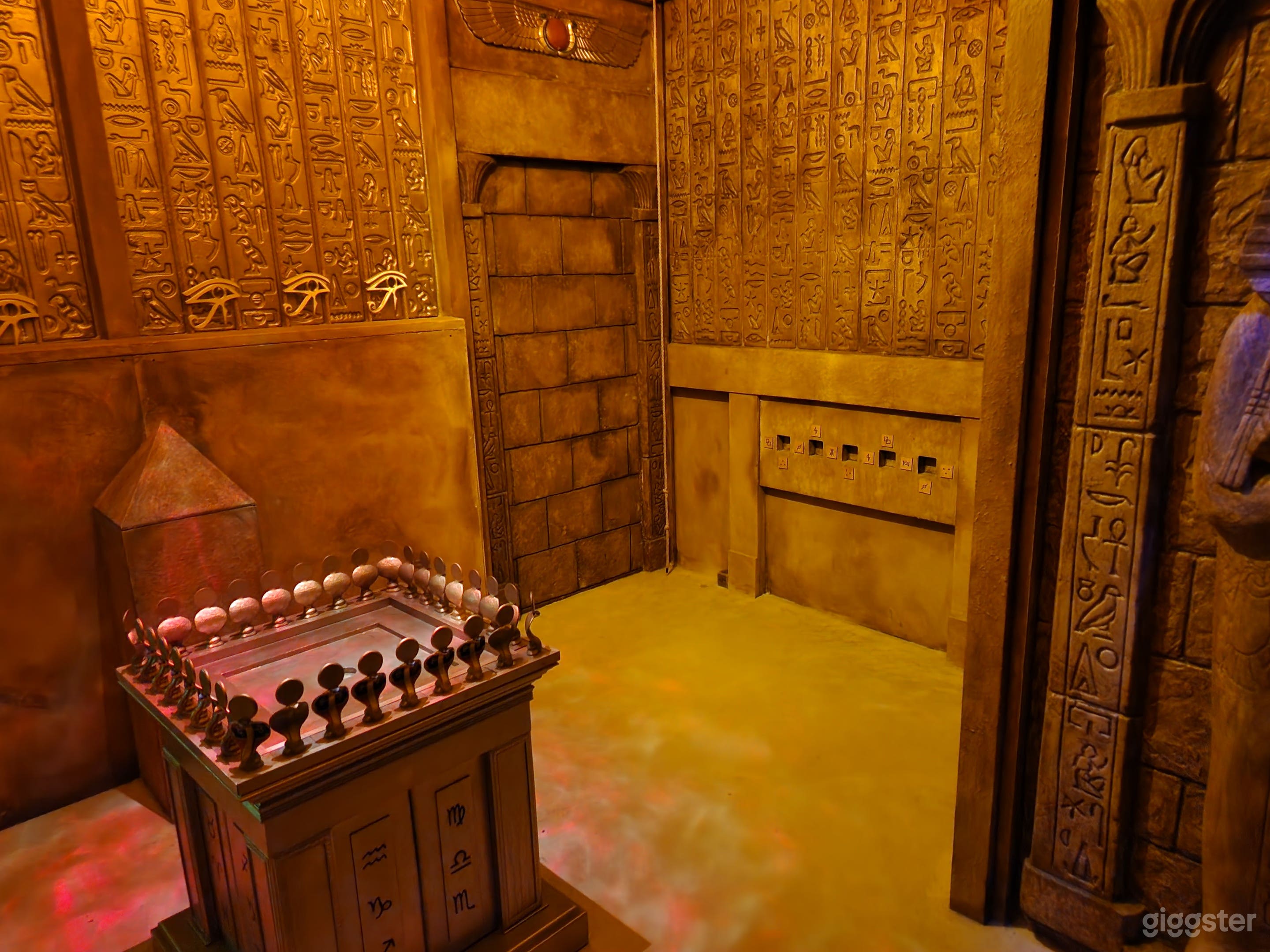 Immersive Escape Rooms in Portland (Whole Venue) Photo 1