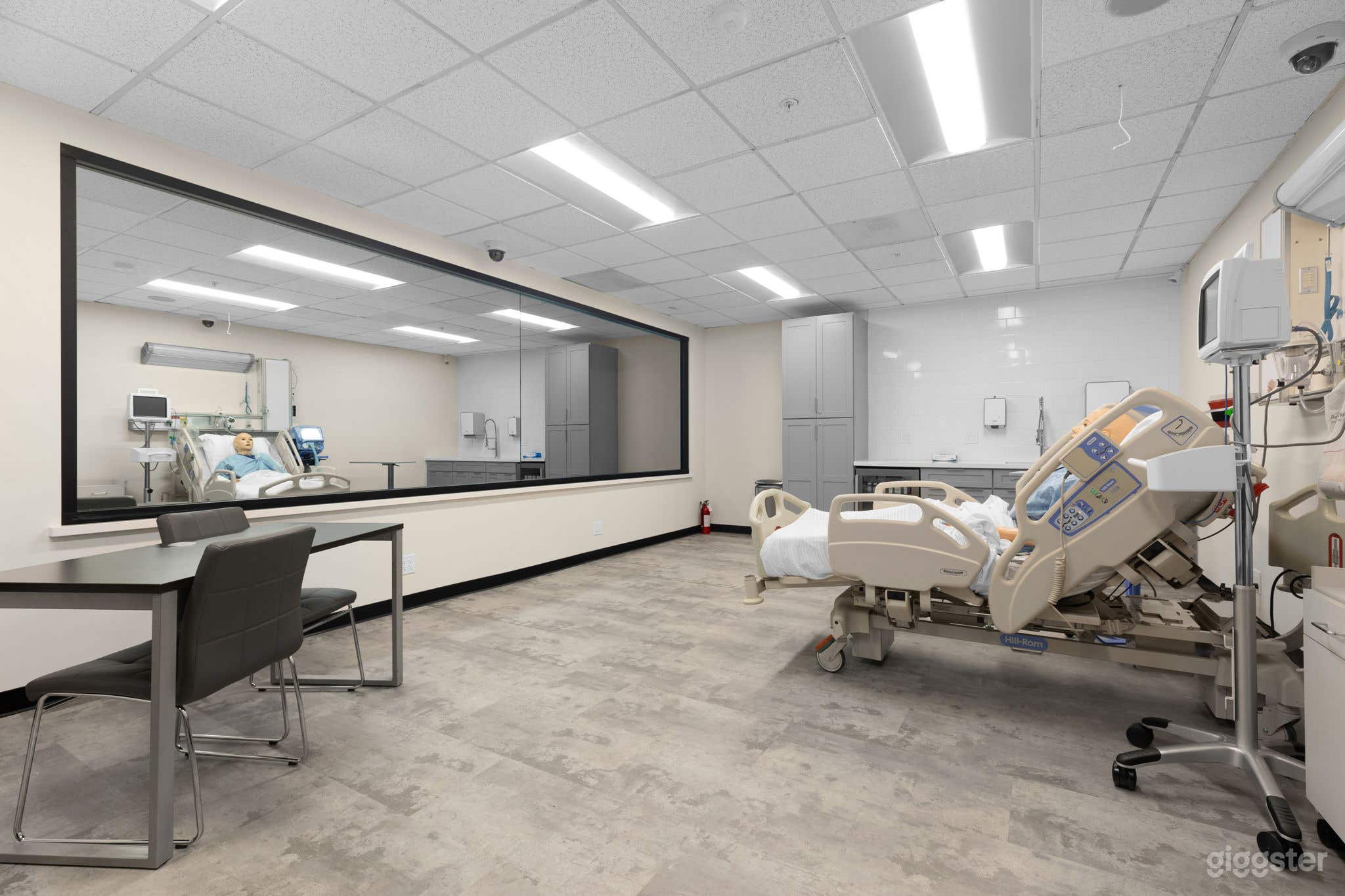 Hospital Room Sim Suite Photo 1