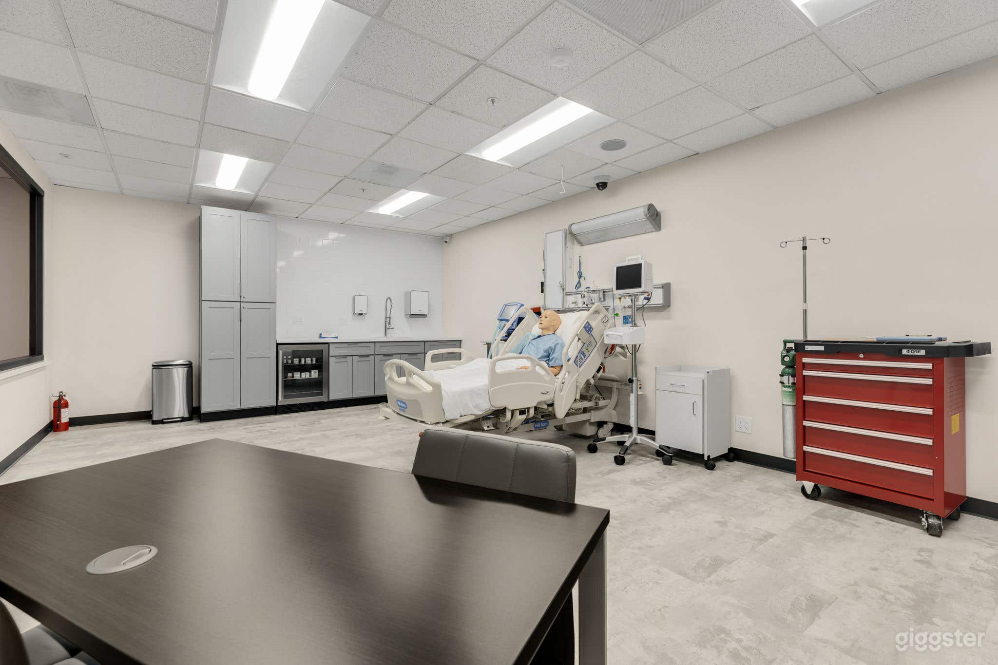 Hospital Room Sim Suite Photo 2
