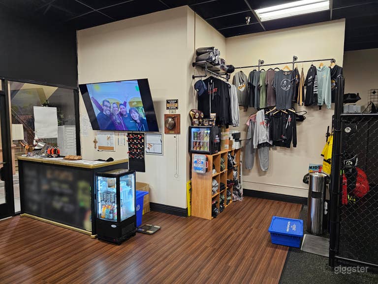  Pro Merchandise Shop 