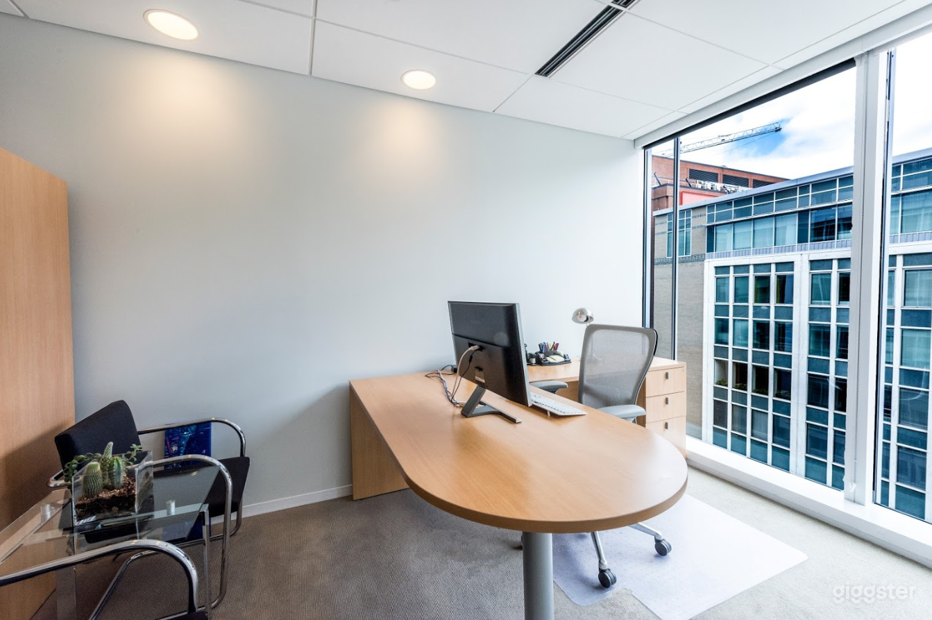 Floor-to-Ceiling Glass-Window Office Photo 1