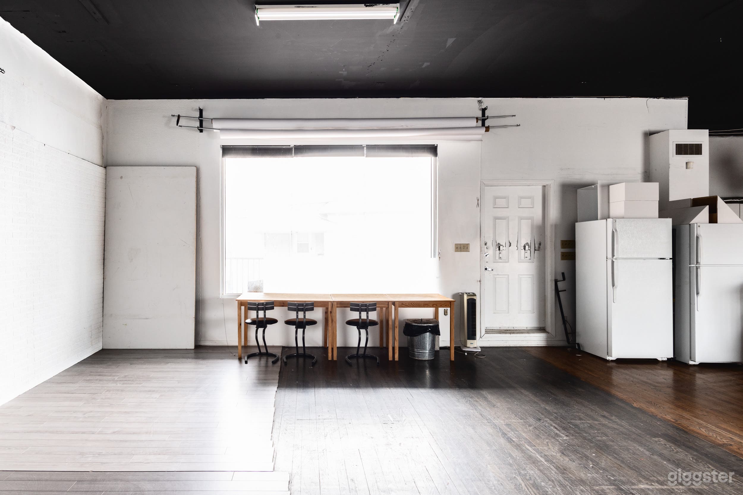 Little Italy Studio Photo 4