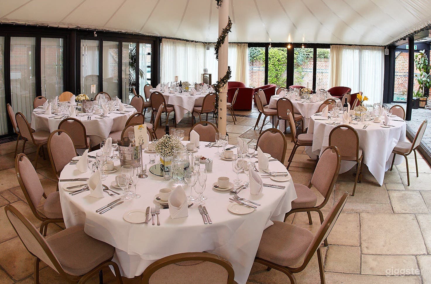 Lovely Golf Club Pavilion  Photo 3