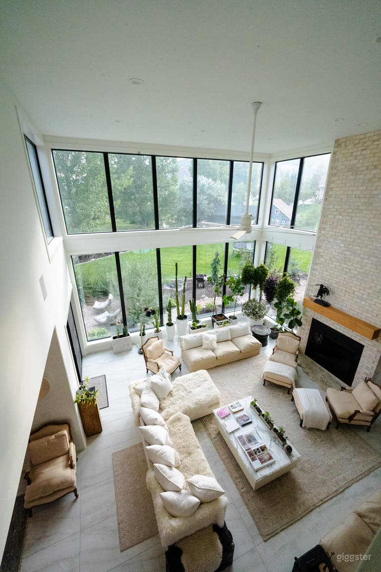  Midway Mountain Windows with Pickleball 