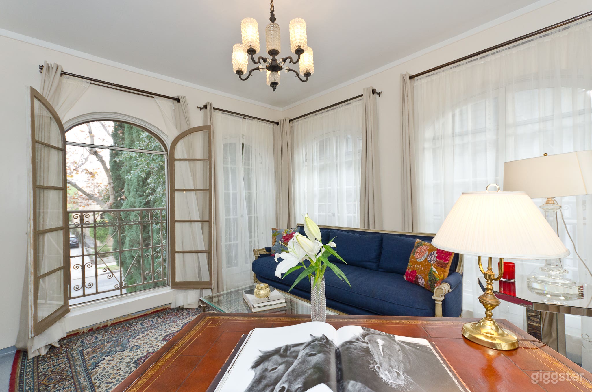 Dreamy Sunroom/Office