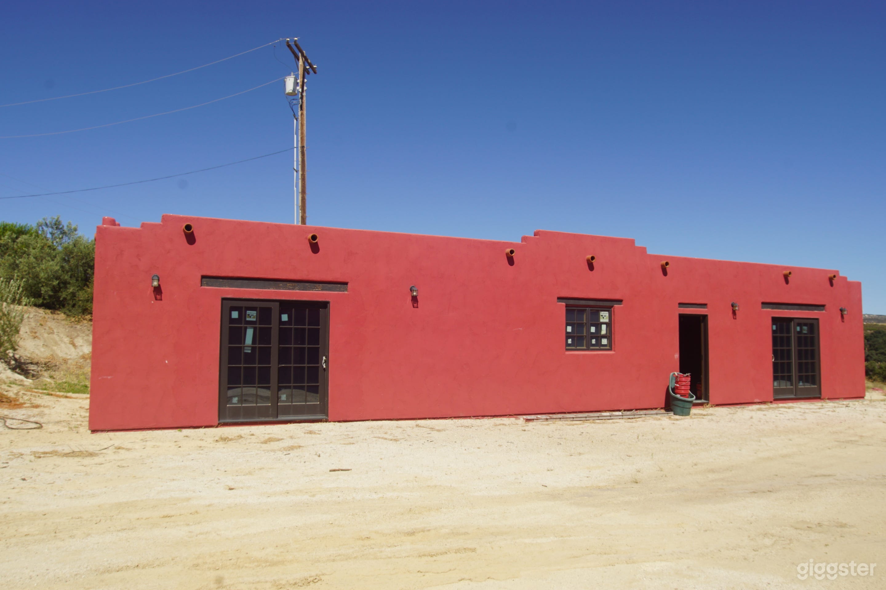 Southwestern and Spanish style Property Photo 1