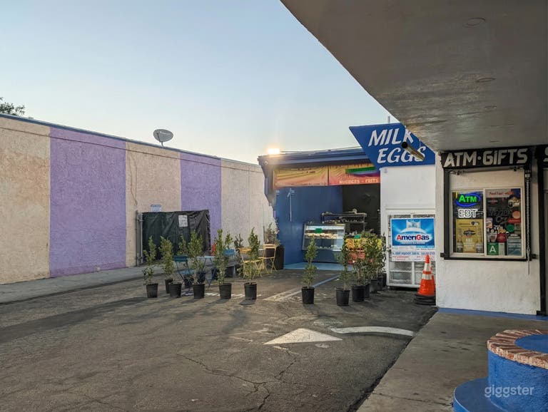  Burger Stand w/ Colorful Patio & Urban Backlot Vibes 