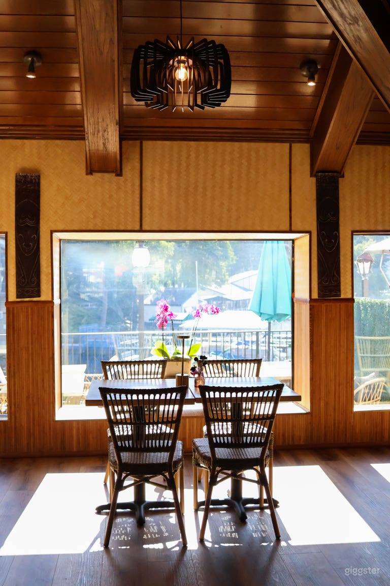  Large Windows Overlooking Lake Arrowhead 