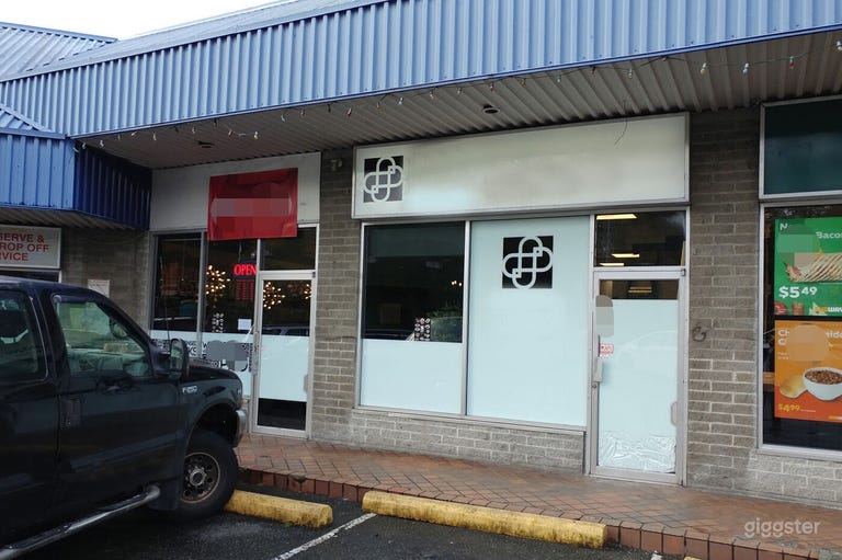  Vibrant Restaurant For Photo and Film Shoots  