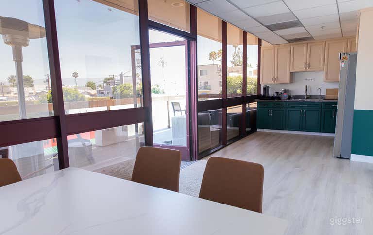  Fully Functioning Office Kitchen and Dining Space 