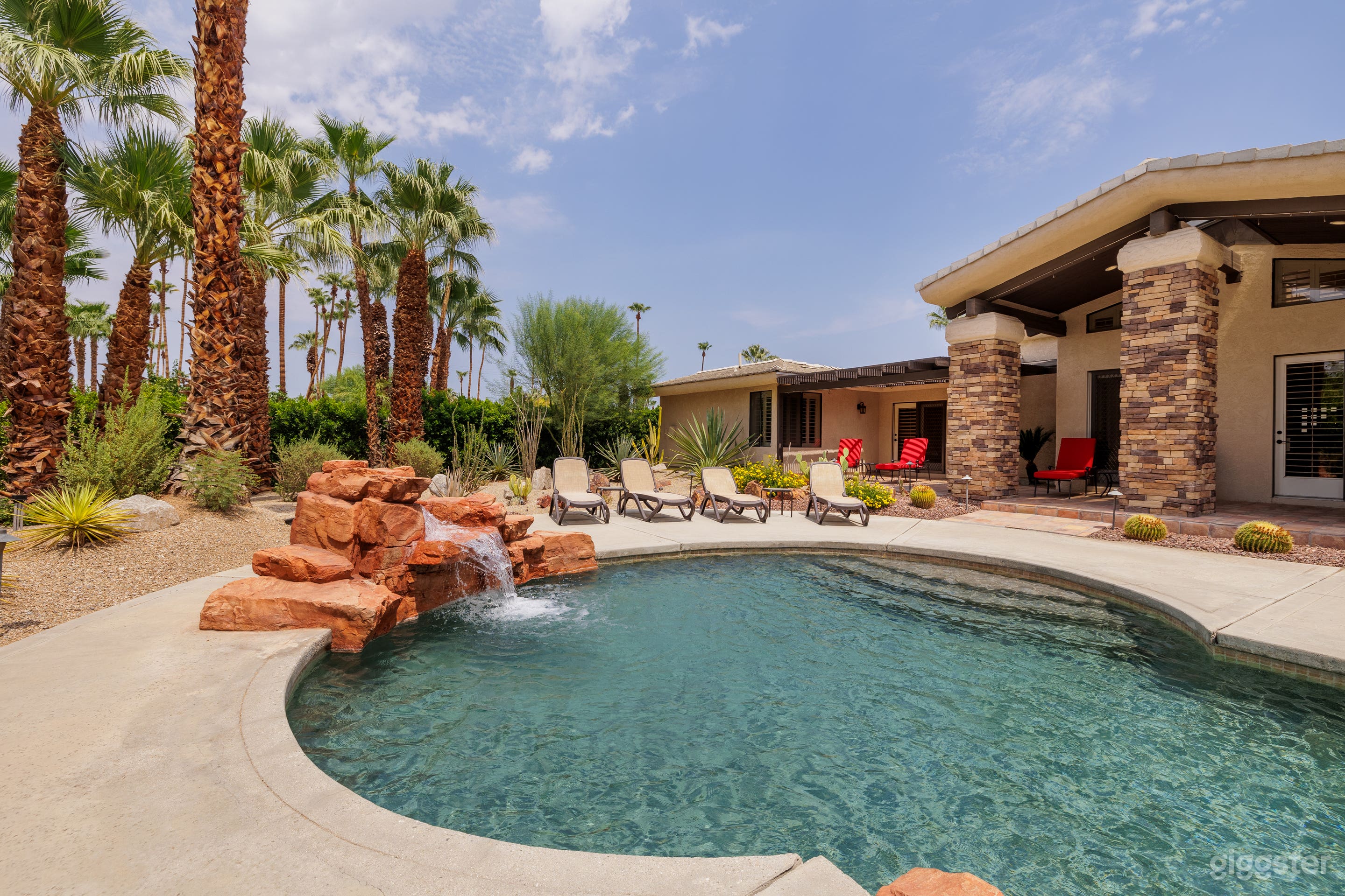 California Modern Spanish Desert Oasis  Photo 3