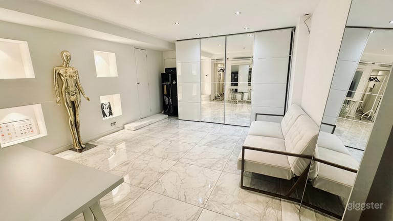  Luxury Fashion Concept Showroom & Creative Space 