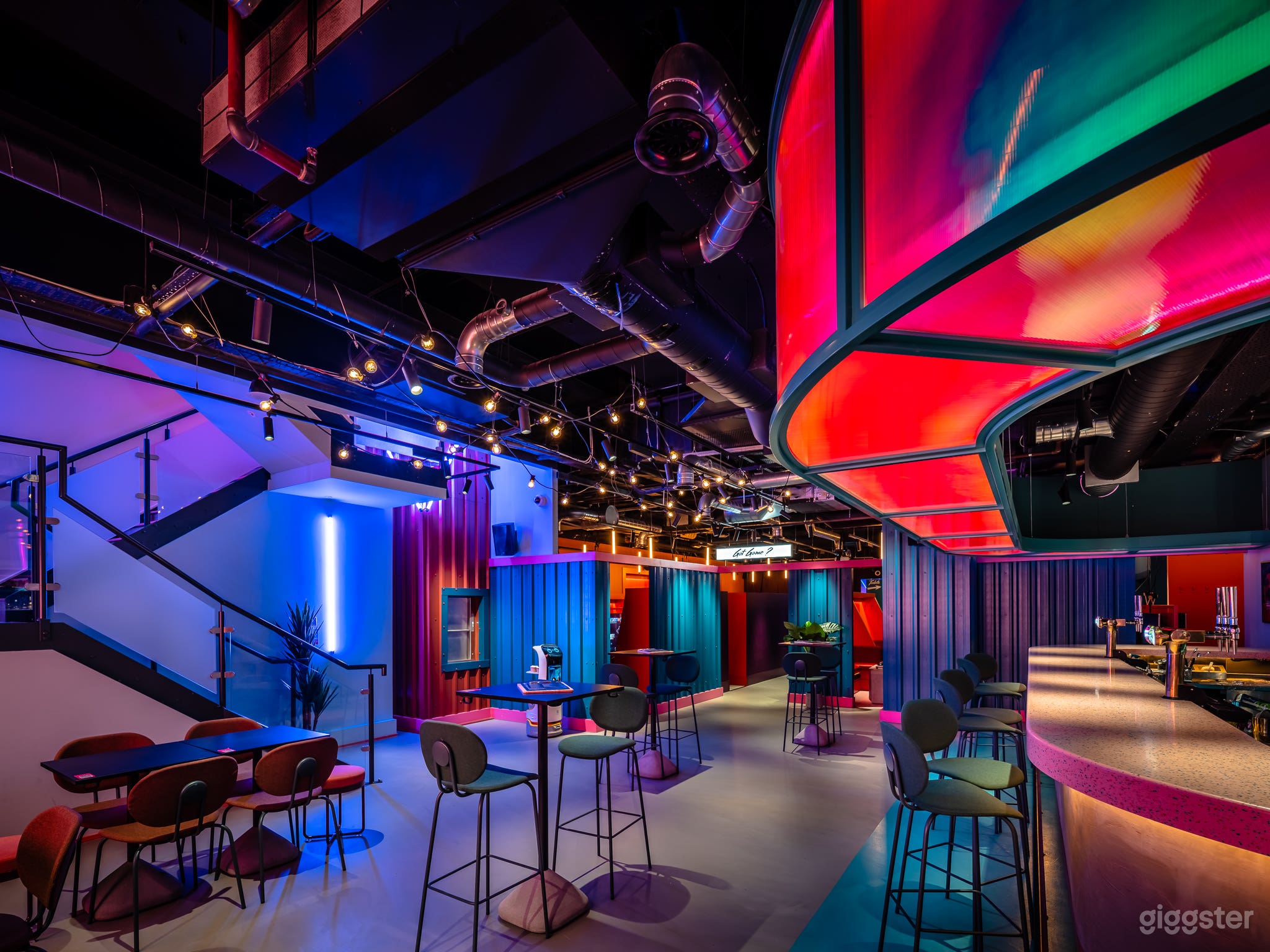 Platform Gaming Bar - Canary Wharf Photo 1