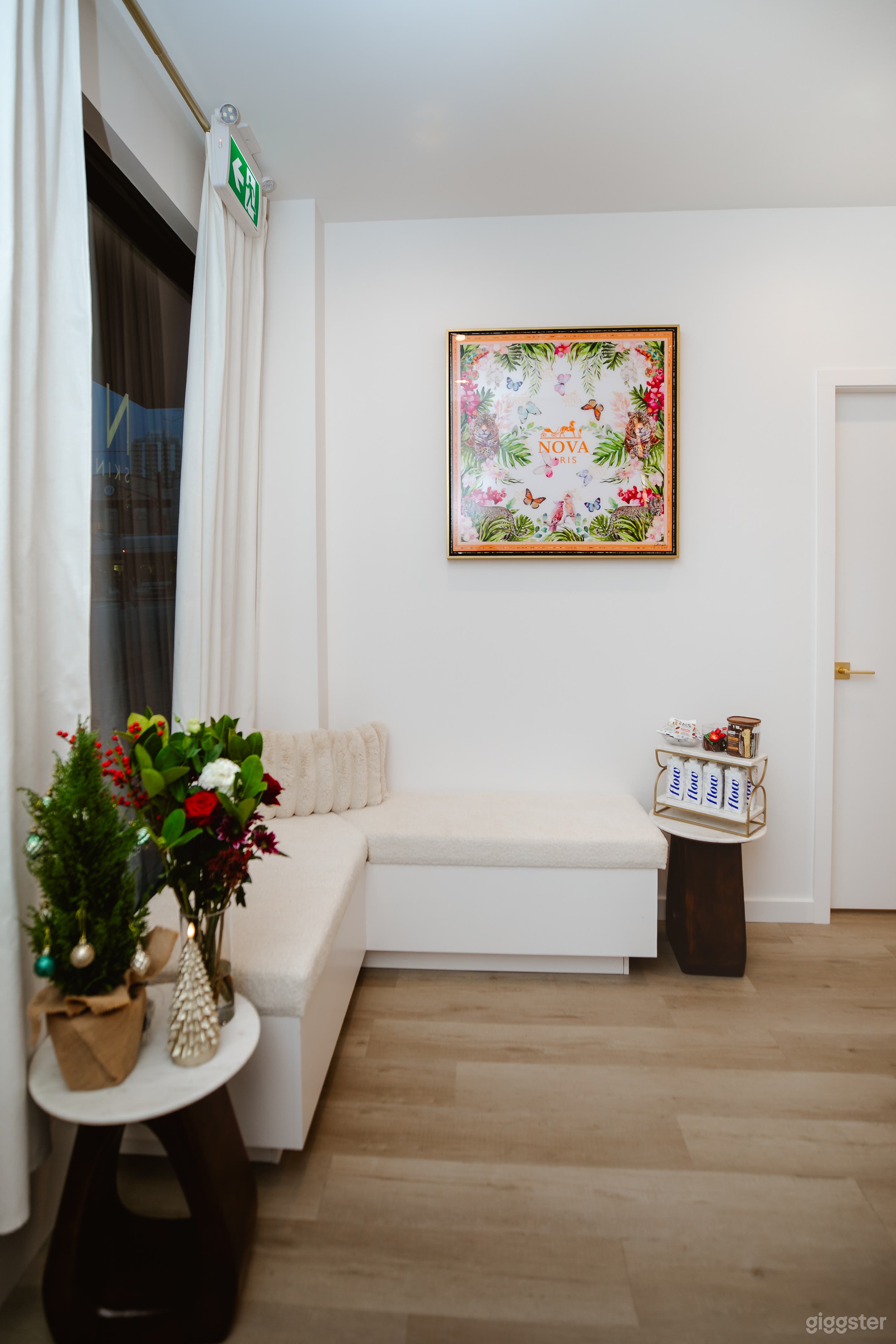 Clean and Bright Clinic Space Photo 1