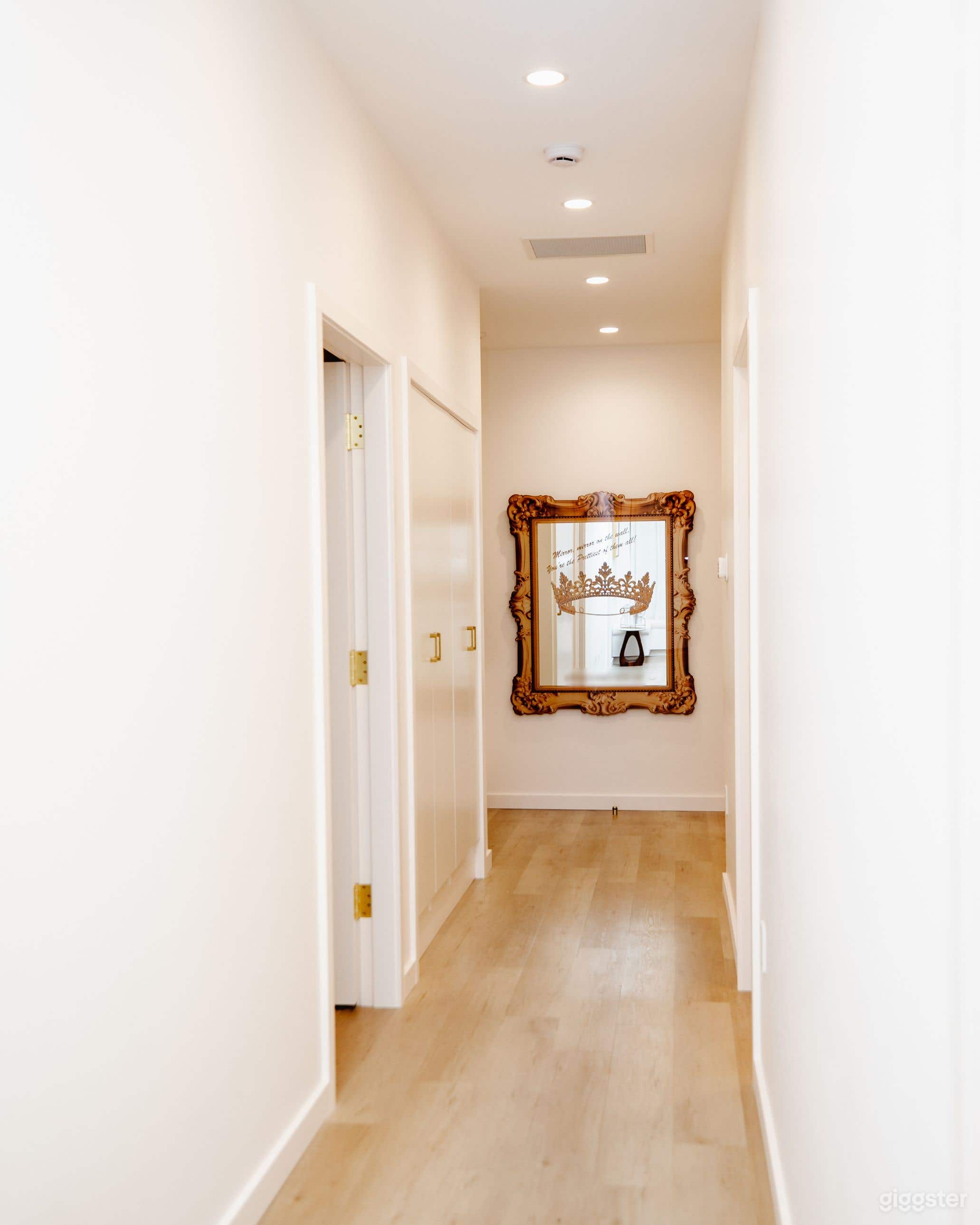 Clean and Bright Clinic Space Photo 2