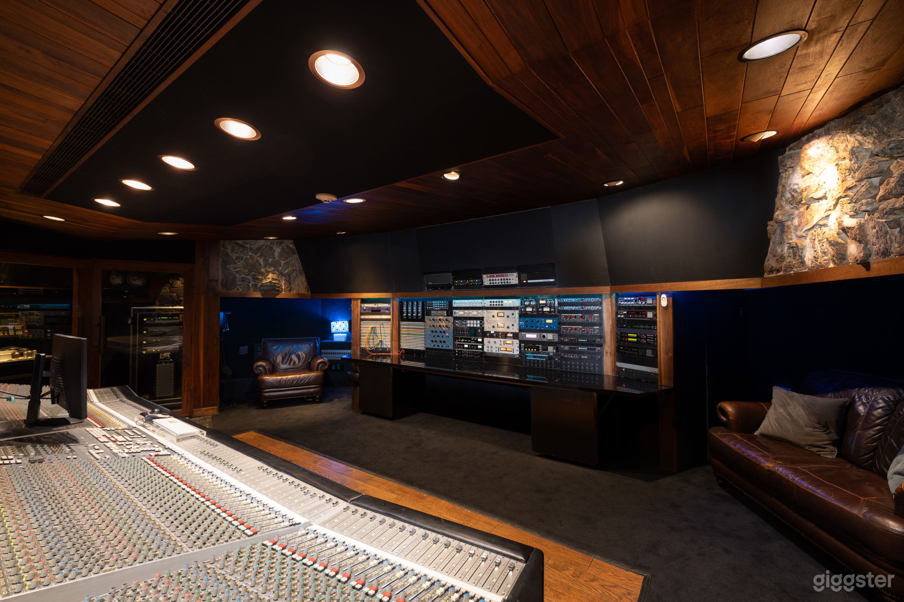 Recording Studio C in Hollywood Photo 2