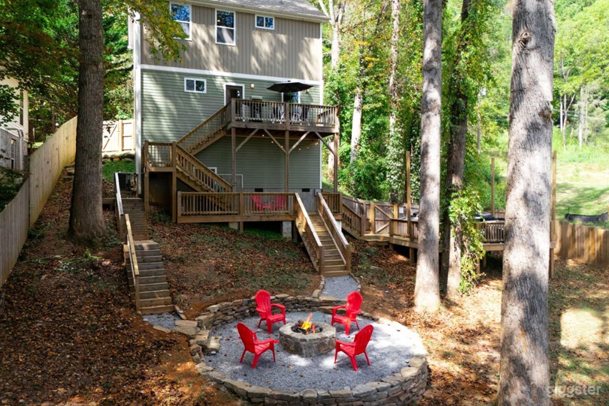 Open Floor Plan Home Photo 4