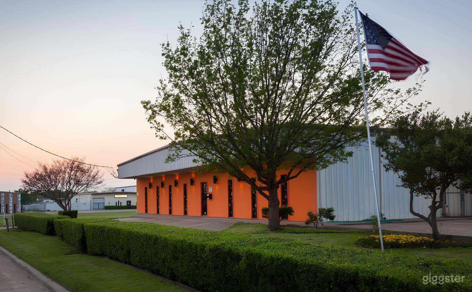 Huge Cyclorama, Studios, Prop House, Event Space, and More! (Entire Facility Rental) Photo 1